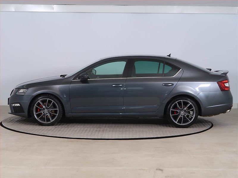 Škoda Octavia (2017) RS 2.0 TDI, Automat, ČR,1.maj - fotka 3 z 21