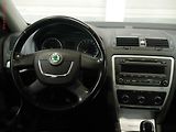 Škoda Octavia (2011) 1.6 TDI, 2.maj,ČR, servis - náhled 11
