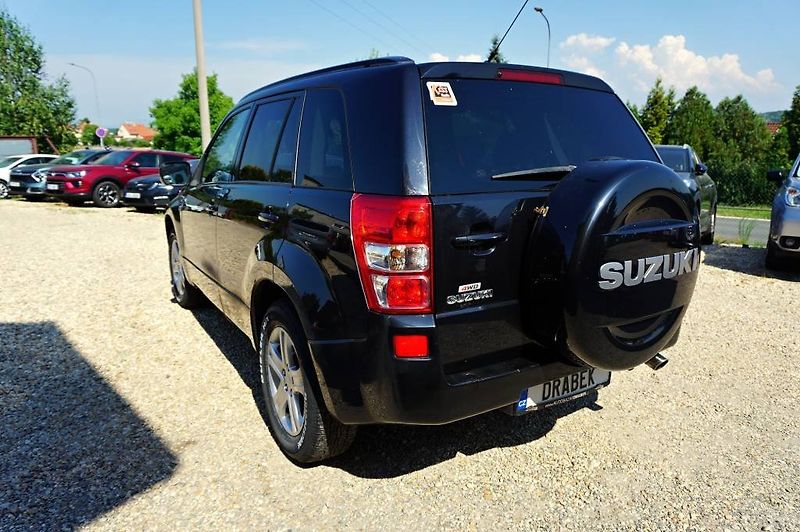 Suzuki Grand Vitara (2007) 1,9 DDIS 95 kW - fotka 6 z 35