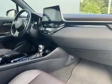 Toyota C-HR (2018) 1.8 VVT-i E-CVT - náhled 31