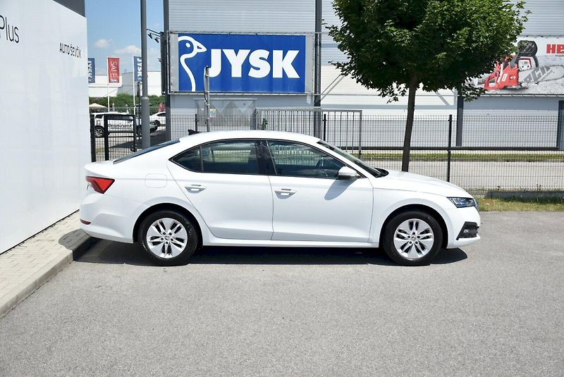 Škoda Octavia (2022) Ambition 2.0 TDI 85kW - fotka 12 z 31