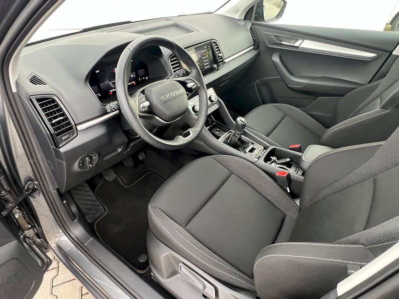 Škoda Karoq (2025) Selection 1.5TSi 110kW 6°manuá - fotka 11 z 30