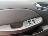 Renault Clio (2018) 1.0 TCe 74 kW Intens - náhled 20