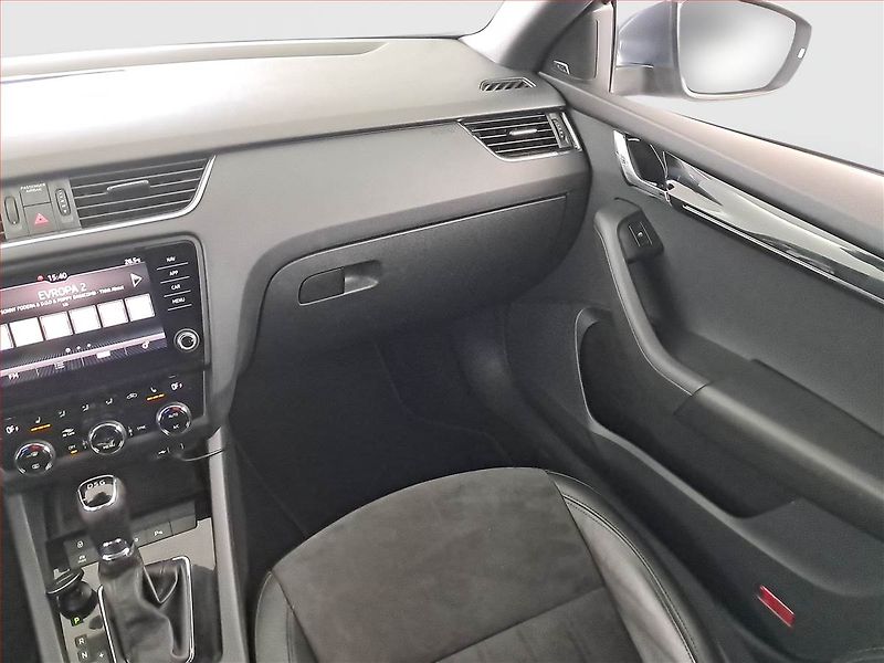 Škoda Octavia (2019) Laurin&Klement 2.0 TDI - fotka 8 z 17