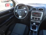 Ford Focus (2011) 1.6 16V, nová STK - náhled 7
