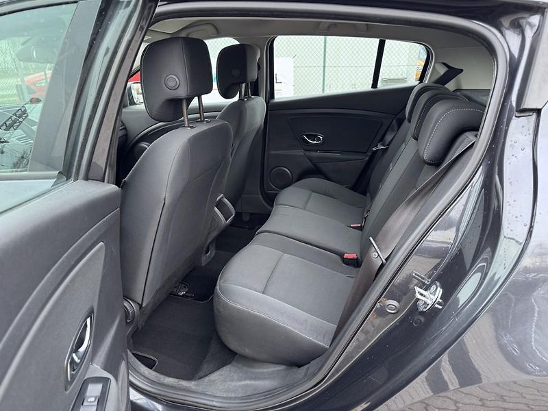 Renault Mégane 1.2 TCe 85 kW navigace, klima - fotka 7 z 18