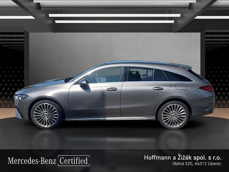 Mercedes-Benz CLA 250 e Shooting Brake - fotka 8 z 24