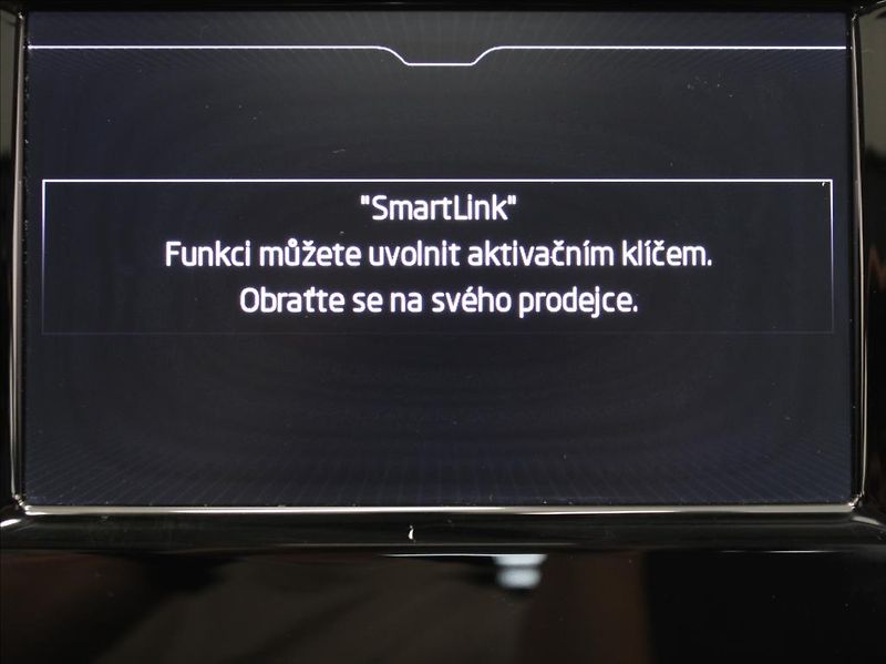 Škoda Octavia 2,0 TDi 135kW DSG 4x4 DPH ČR - fotka 14 z 23