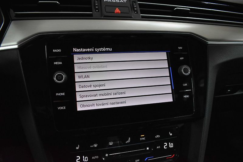 Volkswagen Passat 2.0 TSI Elegance*DSG*ACC*DPH - fotka 32 z 43