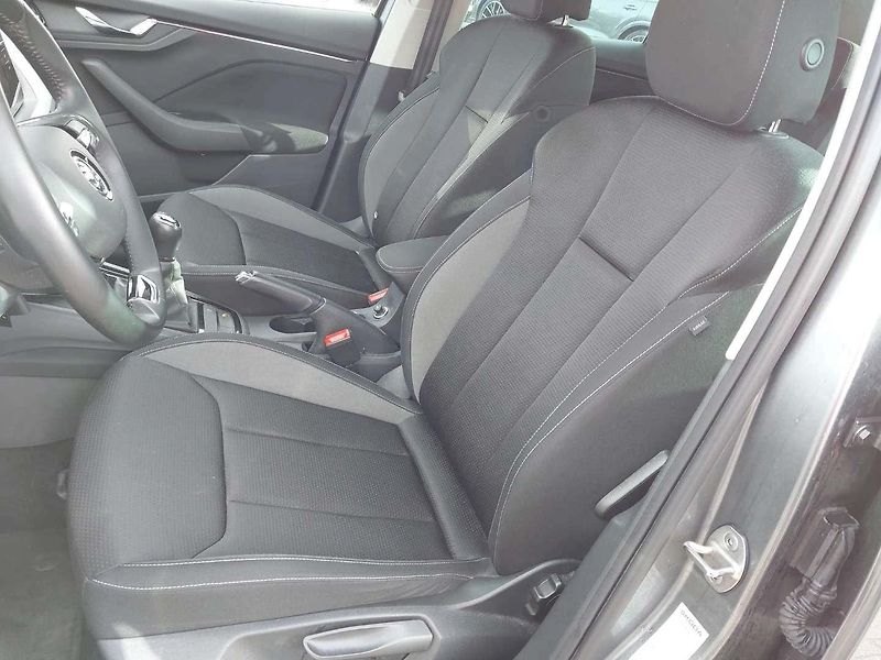 Škoda Scala (2023) 1.5TSI Tour*NAV*ACC*CAM - fotka 9 z 15