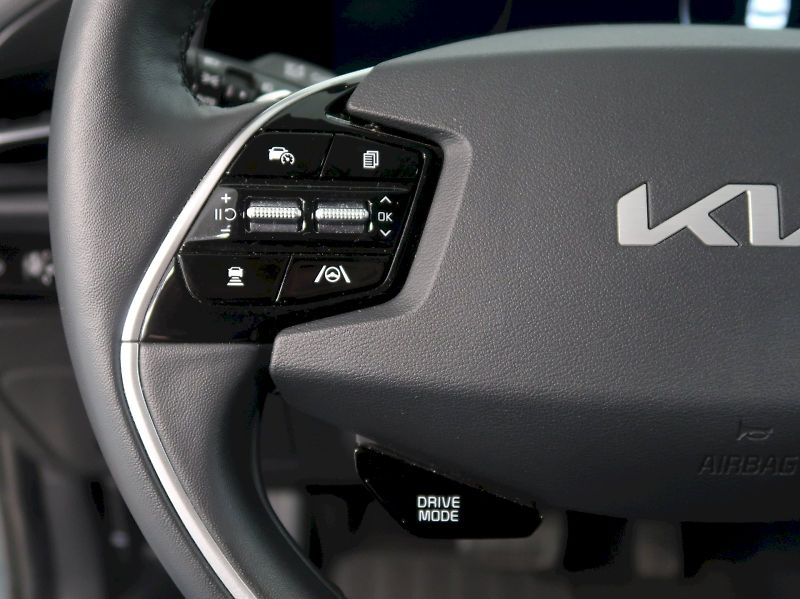 Kia Niro (2022) STYLE 1.6T-GDi 104KW - fotka 18 z 39