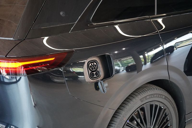 Xpeng G9 (2026) AWD Performance - 575 HP !!! - fotka 9 z 54