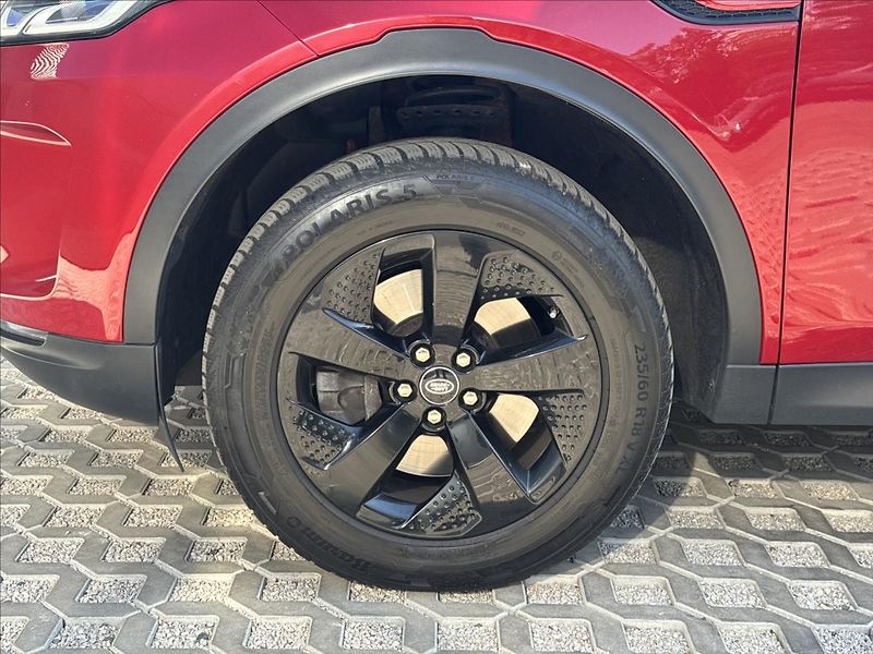 Land Rover Discovery Sport 2,0 D180 S AWD AT ČR DPH - fotka 25 z 29