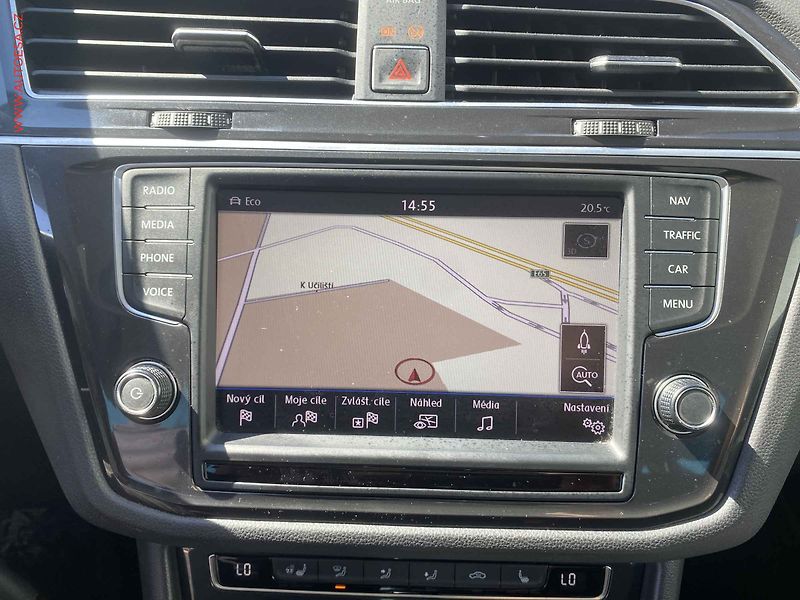 Volkswagen Tiguan (2016) 2.0 TDi 4X4, Highline, DSG - fotka 17 z 20