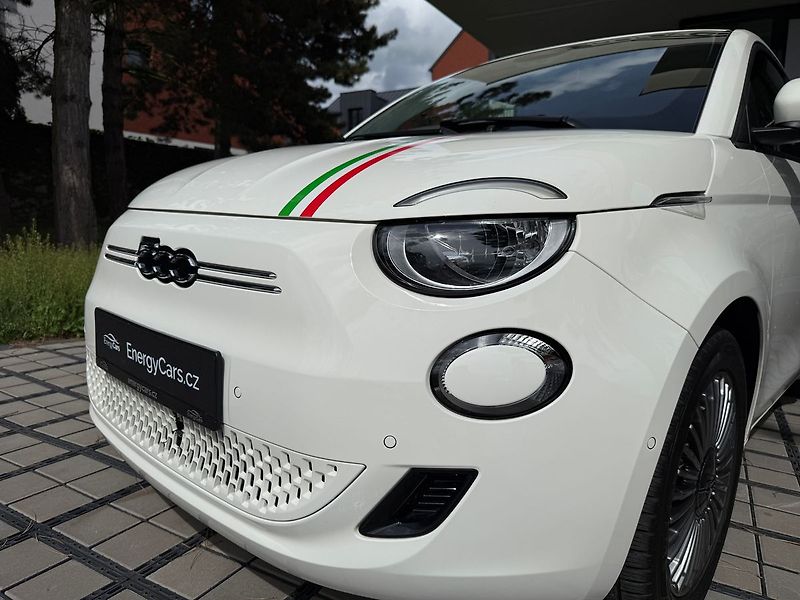 Fiat 500 --REZERVACE-- - fotka 5 z 34
