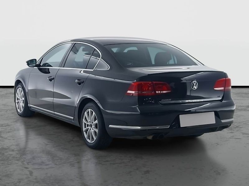 Volkswagen Passat (2011) Comfortline 1.8 TSI, po STK - fotka 4 z 18