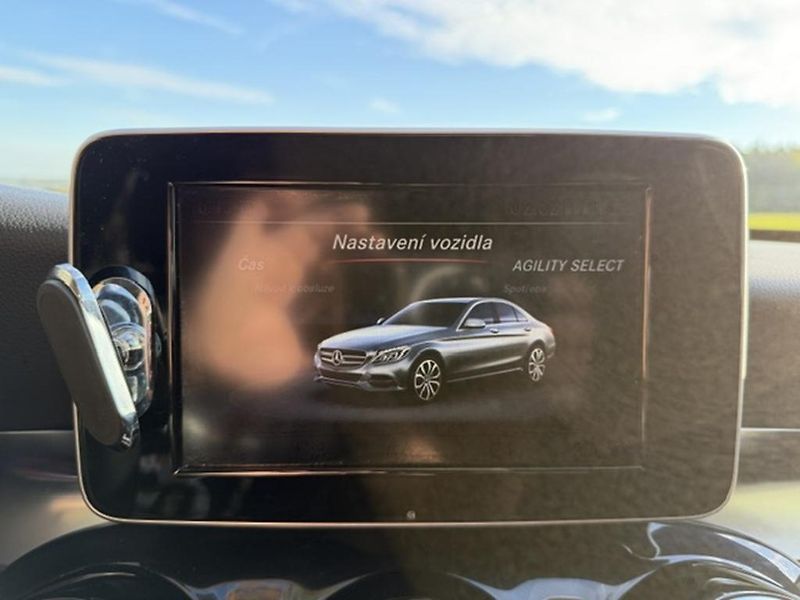 Mercedes-Benz Třídy C C 180, ČR,AMG PAKET, AUTOMAT - fotka 33 z 37