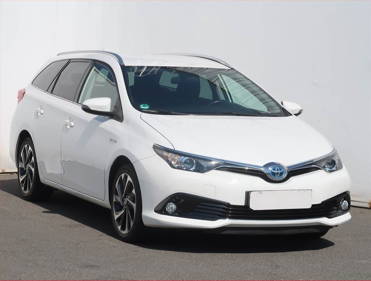 Toyota Auris Hybrid, Automat, Tempomat