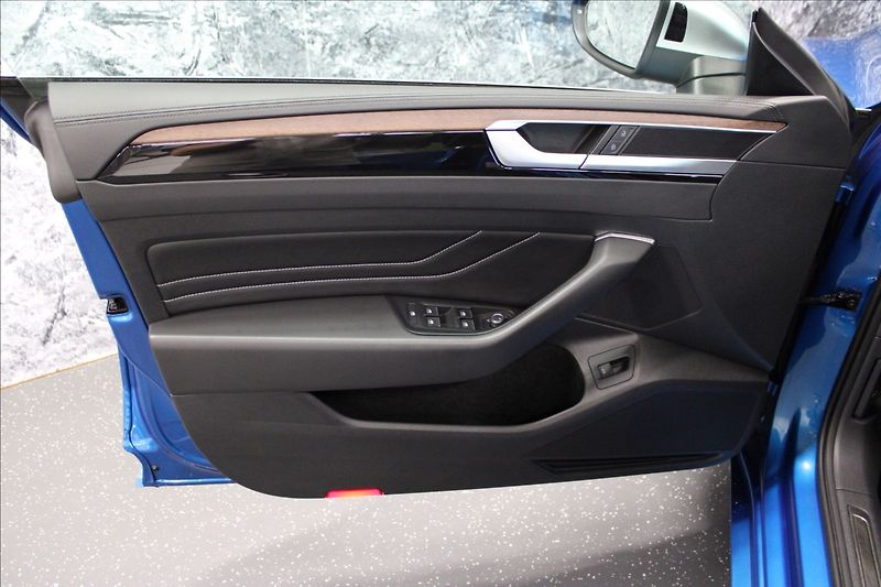 Volkswagen Arteon 2,0 TDI DSG ELEGANCE 1.MAJ. CZ - fotka 7 z 35