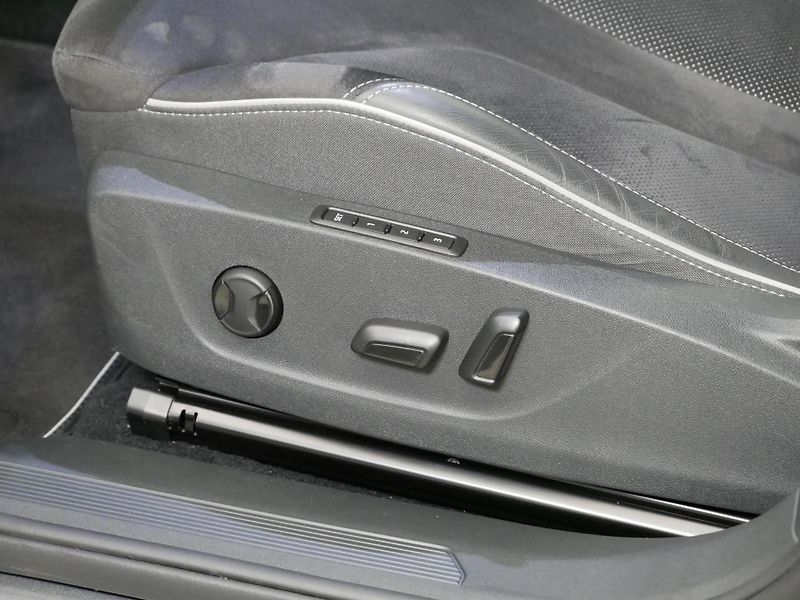 Škoda Enyaq - fotka 19 z 25