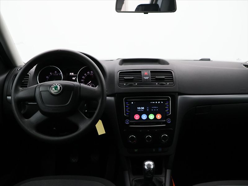 Škoda Yeti 1,2 TSI 77kW Klima Tažné 1.Maj - fotka 19 z 26