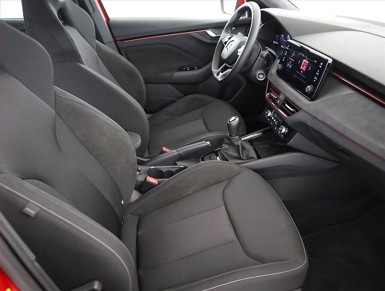 Škoda Scala (2024) 1.0 TSI - fotka 7 z 17