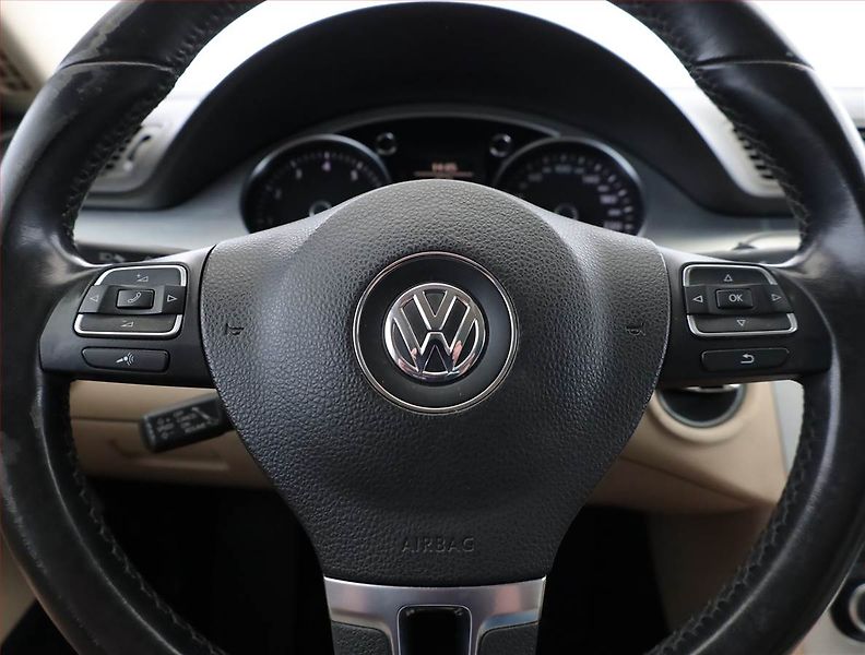 Volkswagen Passat CC (2008) 2.0 TSI, Automat, Serv.kniha - fotka 8 z 15
