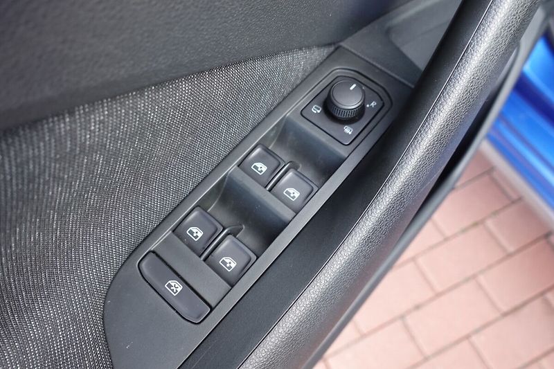 Škoda Kamiq 1.5TSI 110 kW Style - fotka 9 z 30