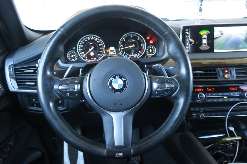 BMW X6 (2017) 3.0 xDrive30d M-Paket - fotka 17 z 42