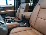 Chevrolet Suburban (2026) 6.2 V8 High Country 2026 - náhled 31