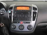 Kia Ceed (2008) 1.4 CVVT, po STK, dobrý stav - náhled 12