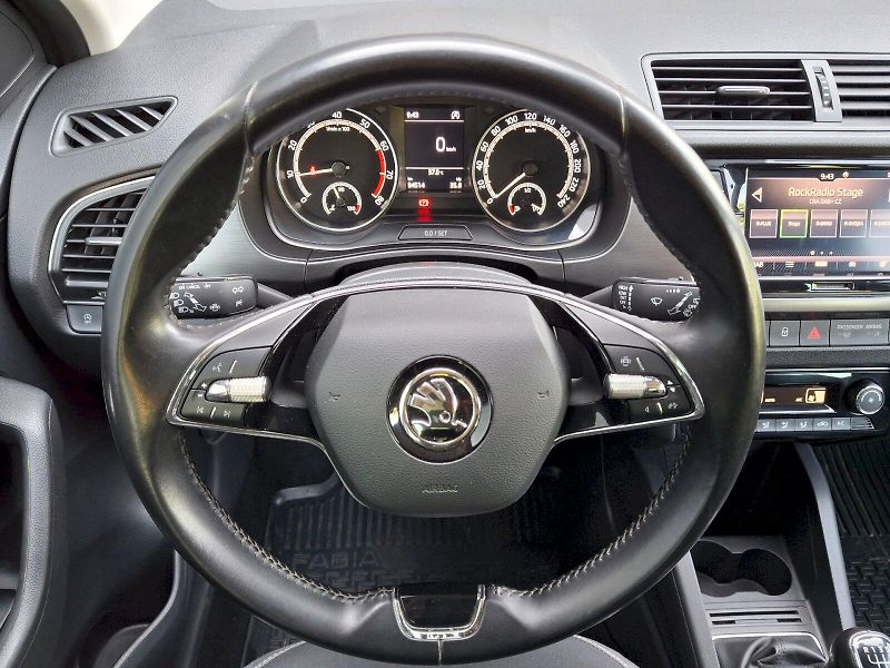 Škoda Fabia (2021) Combi Style Plus 1,0TSi 70kW - fotka 15 z 32