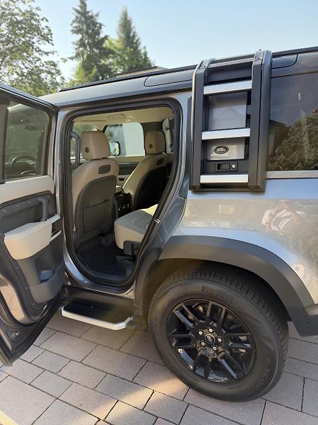 Land Rover Defender (2020) DEFENDER 110  - fotka 8 z 18