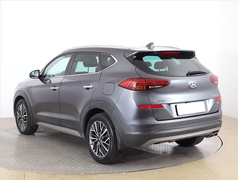 Hyundai Tucson (2019) 1.6 T-GDI, 4X4, Automat, Navi - fotka 4 z 19