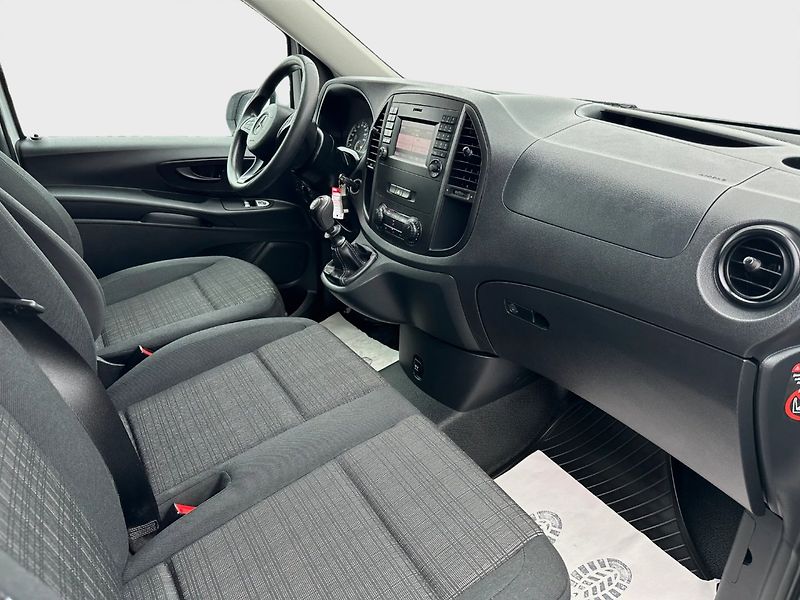 Mercedes-Benz Vito (2019) CDI 111 9-Míst - fotka 12 z 16