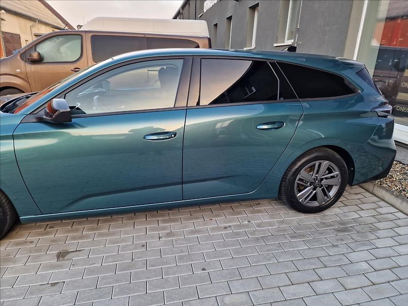 Peugeot 308 1.2PT 96kW SW Active Pack, ČR - fotka 41 z 46