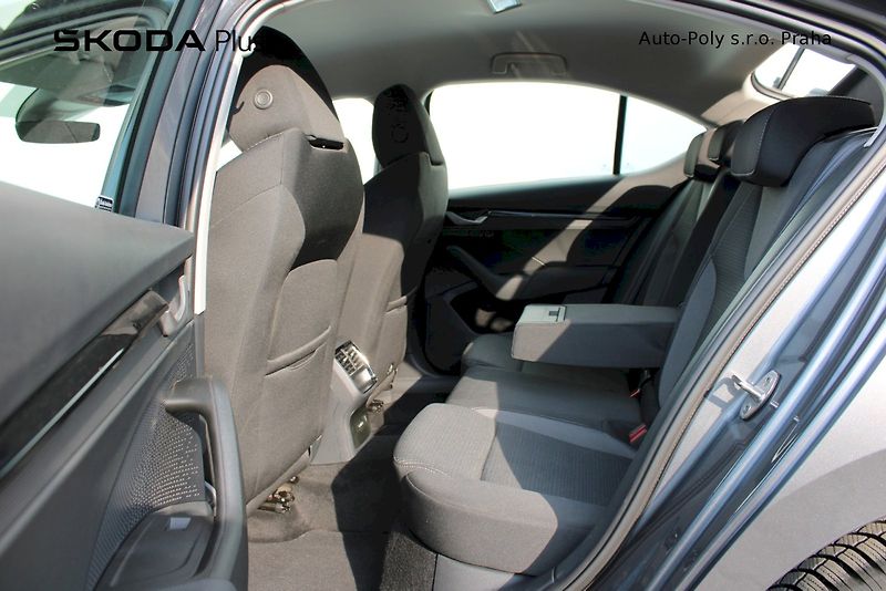 Škoda Octavia (2025) 1.5 TSI 85 kW Selection - fotka 21 z 24