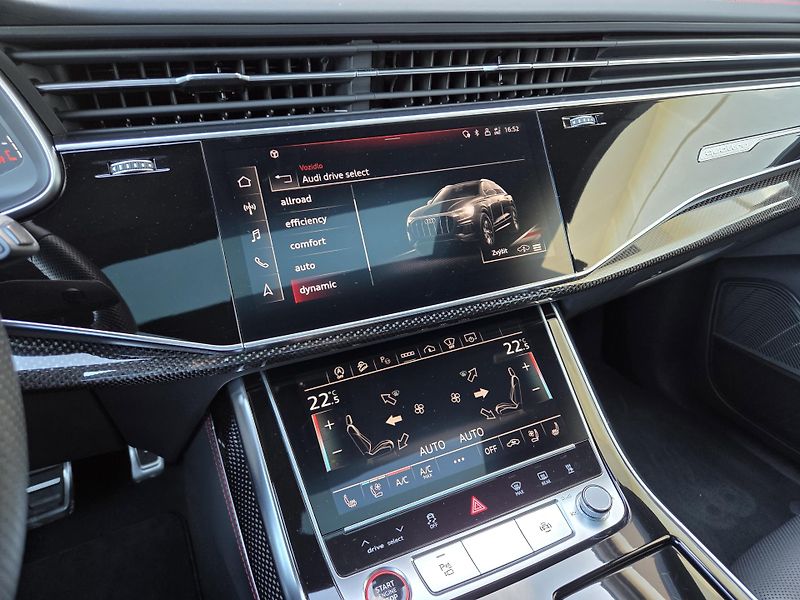 Audi SQ8 (2023) TSFi Competition B&O3D MAXMAX - fotka 32 z 56
