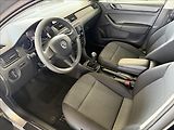 Škoda Rapid 1,2   TSI 81kW,SERVISKA,1.MAJI - náhled 9