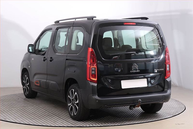 Citroën Berlingo (2020) Feel 1.5 BlueHDi, 5Míst, ČR - fotka 4 z 18