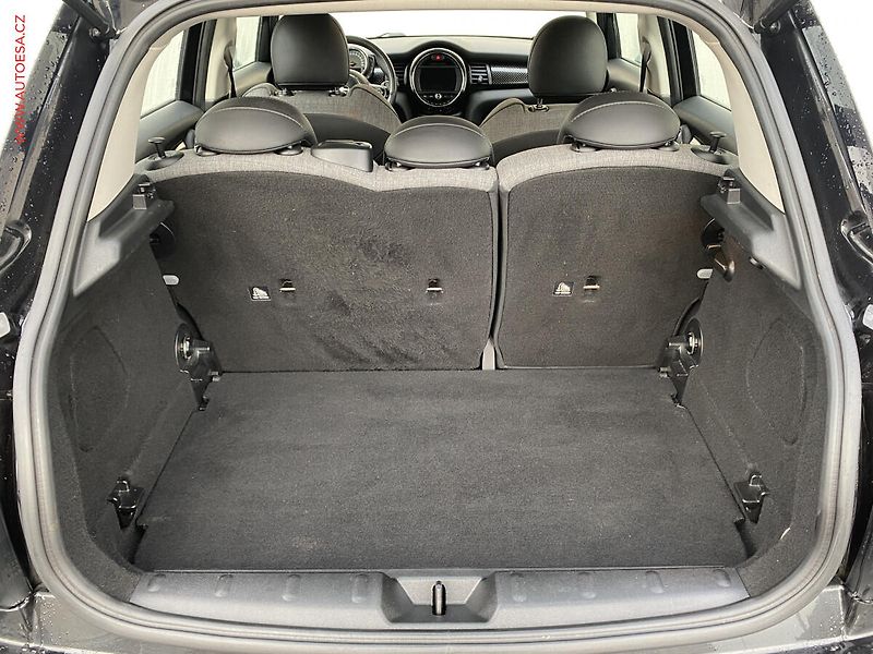 Mini Cooper S (2019) 2.0i, LED, navi, kůže - fotka 7 z 18