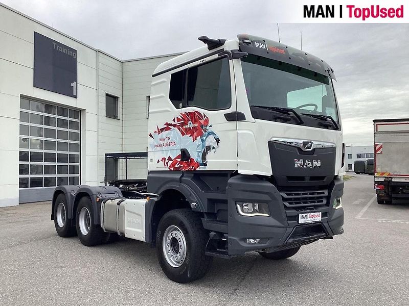 MAN TGX (2023) 33.520 6x4 hydraulika EURO 6 - fotka 3 z 15