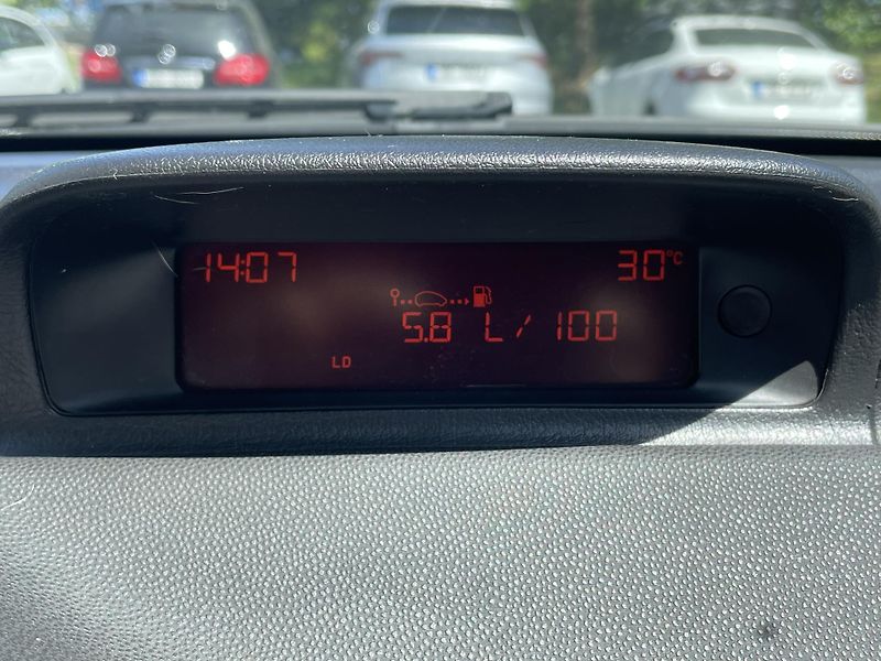 Peugeot 307 (2008) - fotka 13 z 13