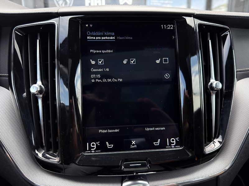 Volvo XC60 T8 AWD POLESTAR engineered - fotka 46 z 52