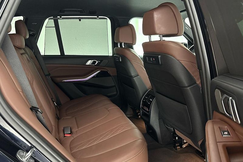 BMW X5 xDrive40d - fotka 12 z 13