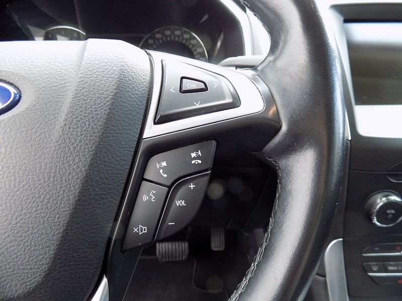 Ford Galaxy (2020) 2.0TDCi/Titanium/7.míst/AT/LED - fotka 29 z 50