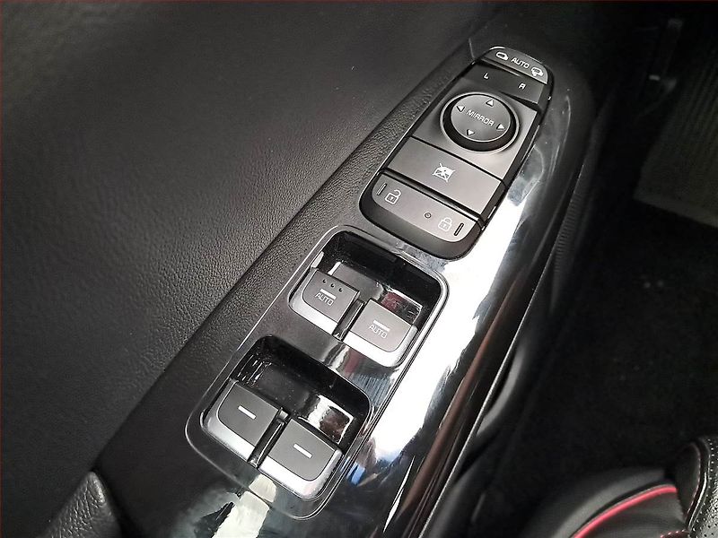 Kia Sportage (2021) GT Line 1.6 T-GDI - fotka 20 z 24