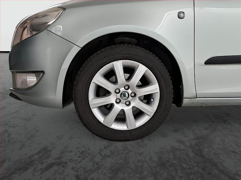 Škoda Fabia (2011) Elegance 1.2 TSI, Serv.kniha - fotka 15 z 16