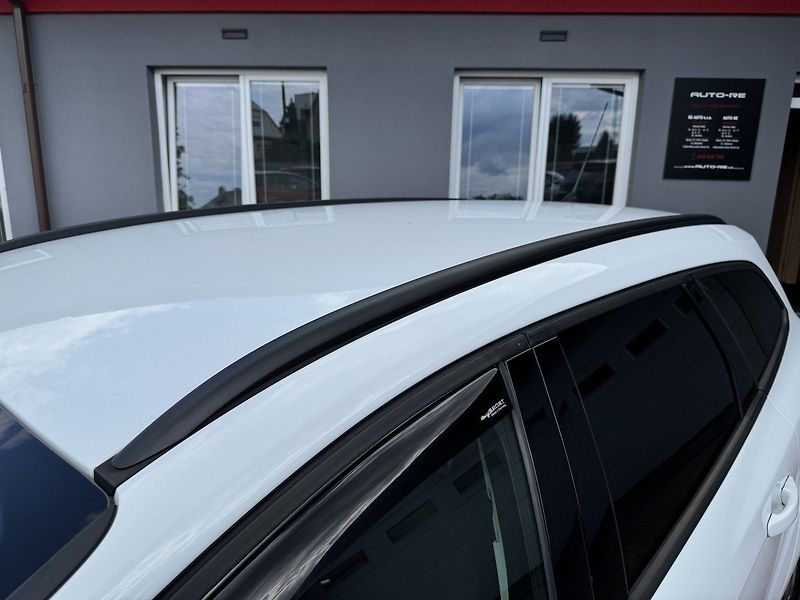 Ford Focus (2016) 1.6i Ti-VCT Klima Winter Paket - fotka 45 z 50