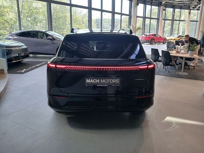 Xpeng G9 (2026) AWD Performance - 575 HP !!! - fotka 7 z 21